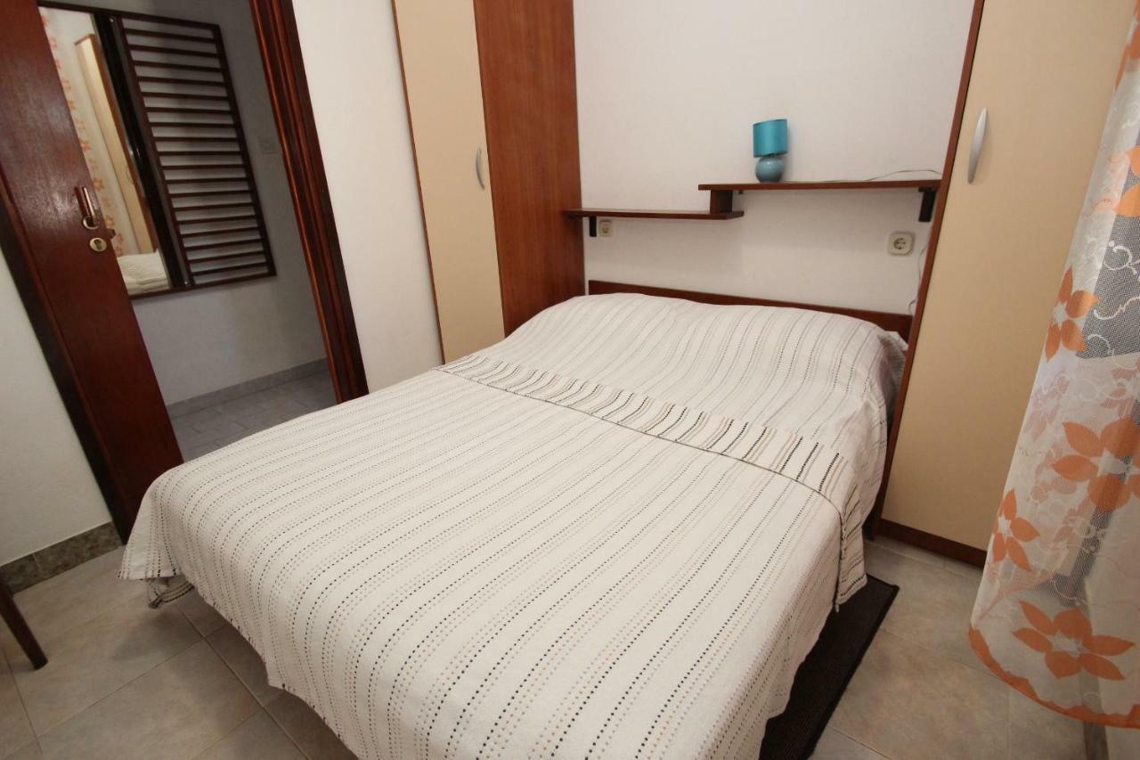Apartment Sasa Bozac Poreč Eksteriør billede