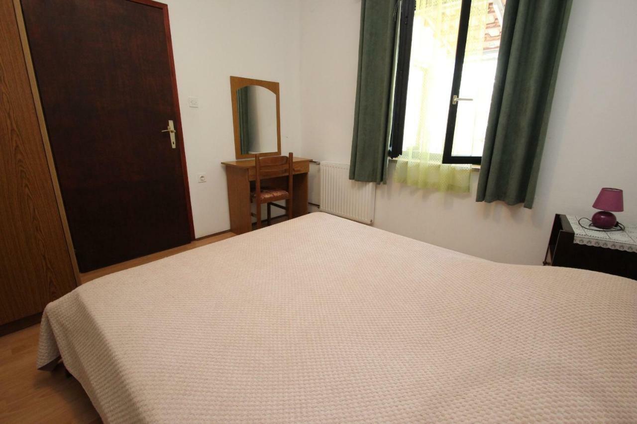 Apartment Sasa Bozac Poreč Eksteriør billede