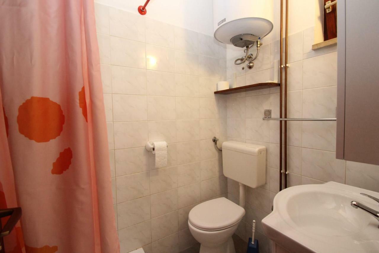 Apartment Sasa Bozac Poreč Eksteriør billede